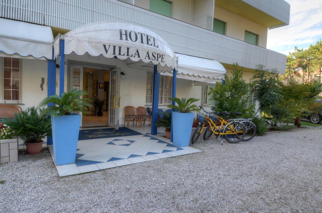 Hotel Aspe Бибионе Экстерьер фото