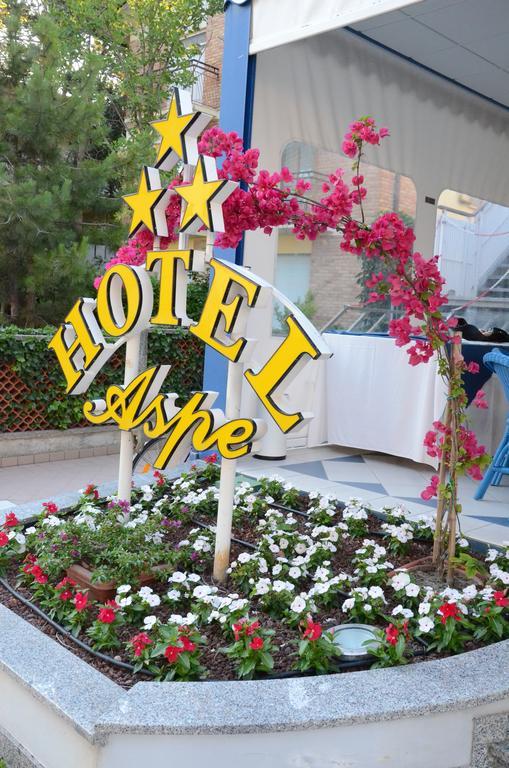 Hotel Aspe Бибионе Экстерьер фото
