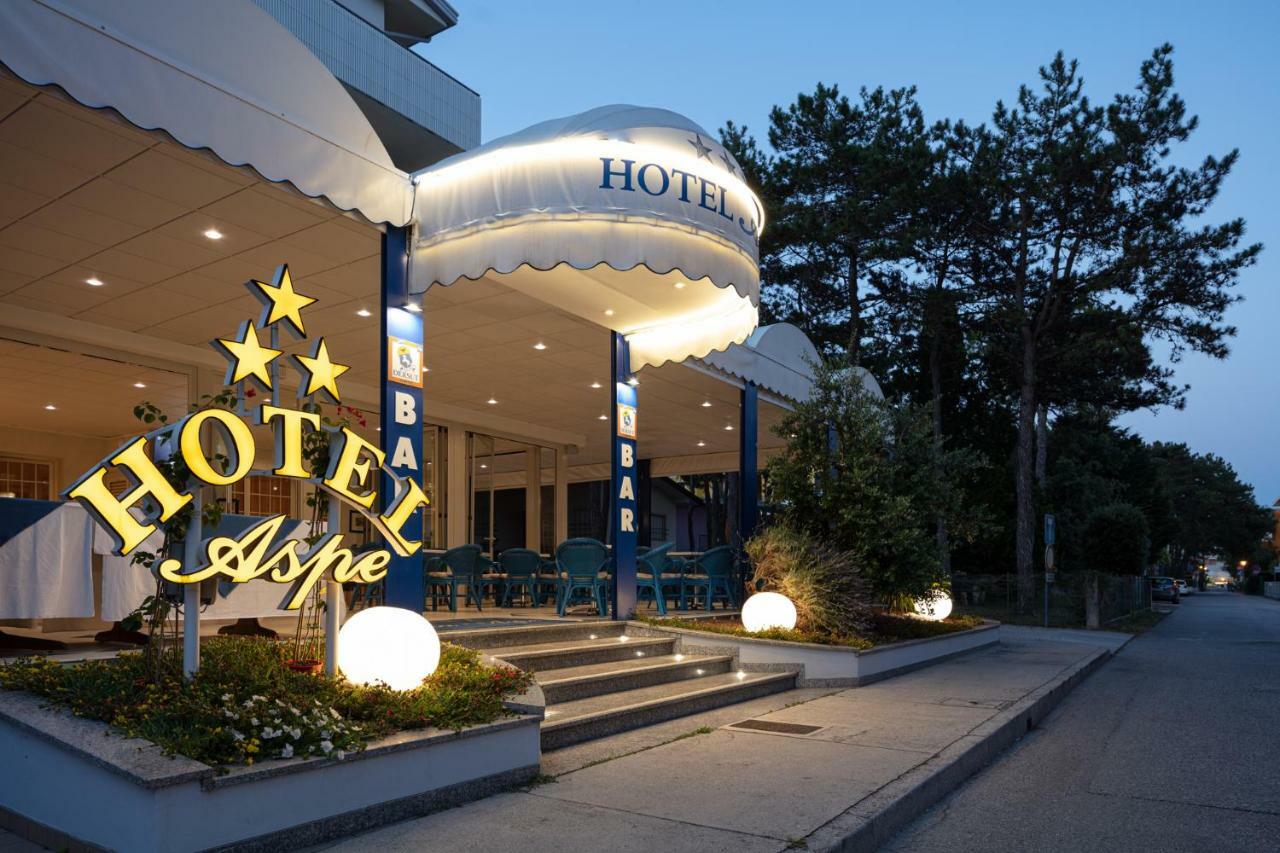 Hotel Aspe Бибионе Экстерьер фото