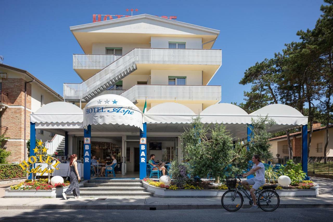 Hotel Aspe Бибионе Экстерьер фото