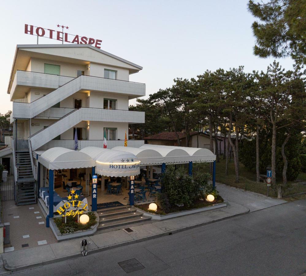 Hotel Aspe Бибионе Экстерьер фото