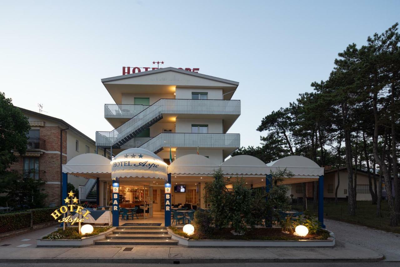 Hotel Aspe Бибионе Экстерьер фото